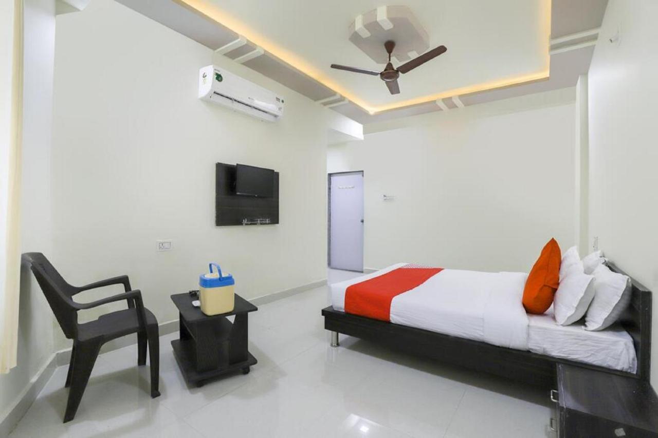Hotel-The Safar Ahmedabad Bagian luar foto