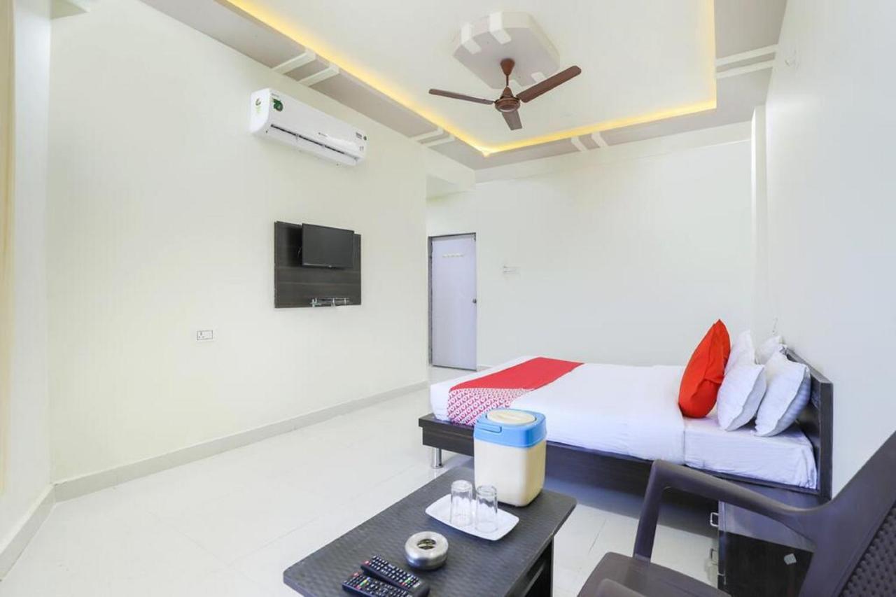 Hotel-The Safar Ahmedabad Bagian luar foto