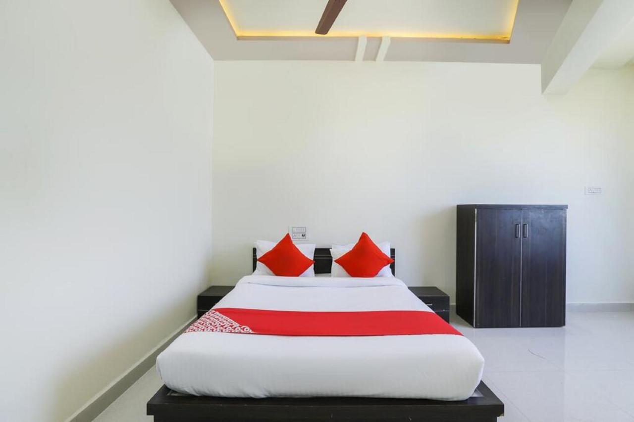 Hotel-The Safar Ahmedabad Bagian luar foto